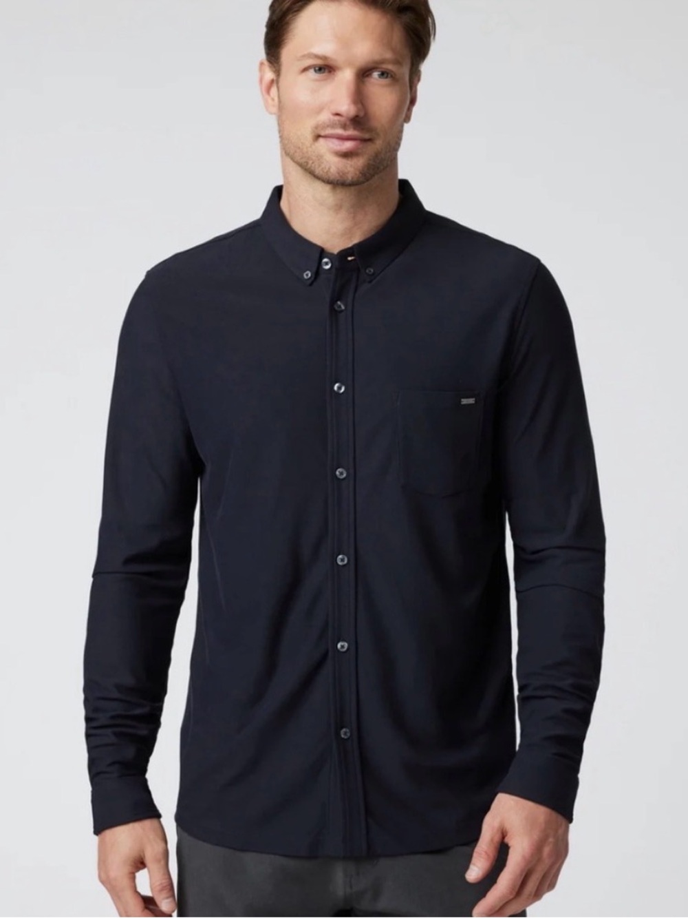 Vuori Men’s Ace Button-Down Shirt size medium